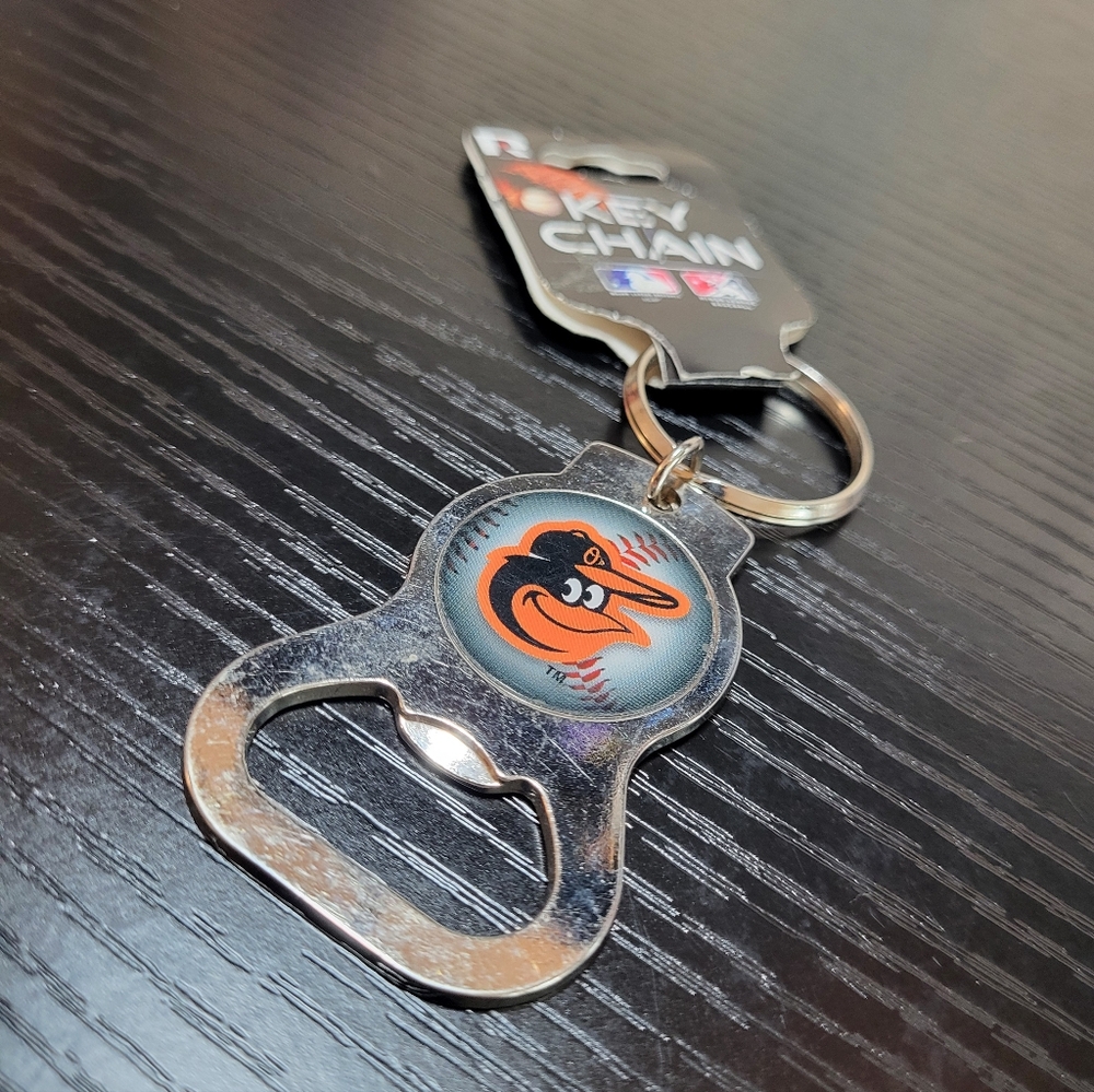 Baltimore Orioles Keychain Bottle Opener Metal Silver Orange Retro MLB Baseball‎